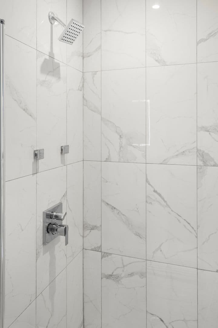 Ithaca Apartment: 200 Highland Ave
