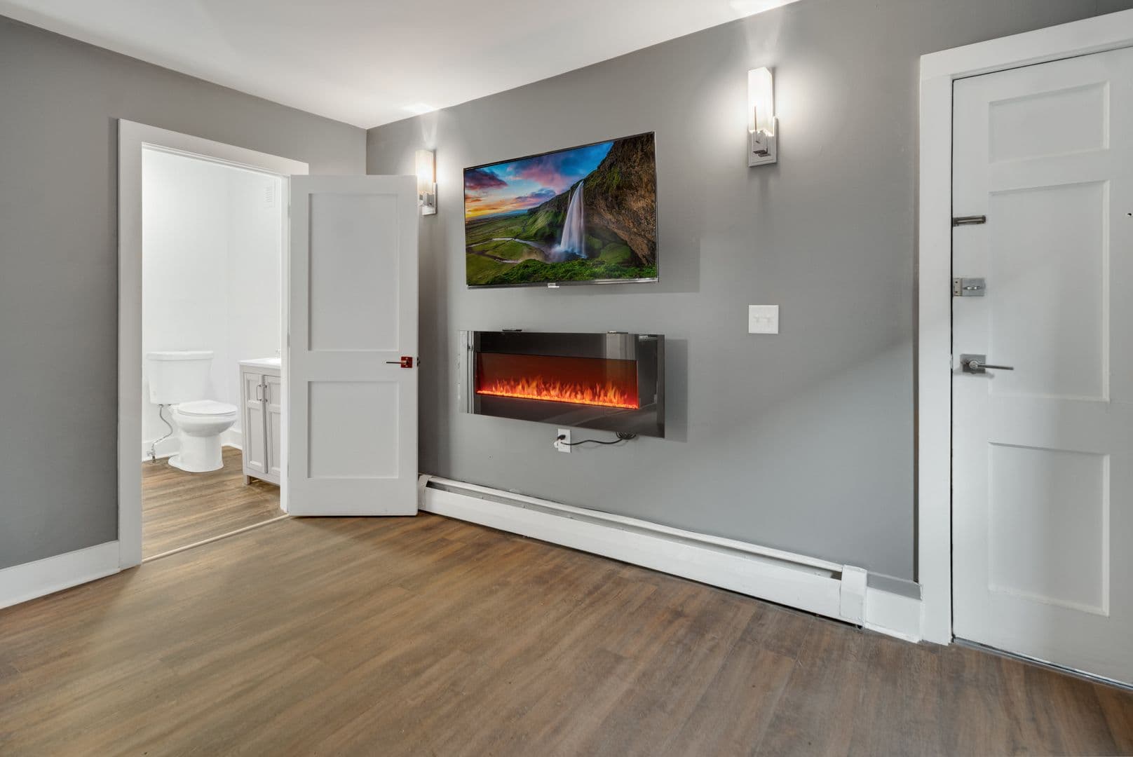 Ithaca Apartment: 518 Linn St