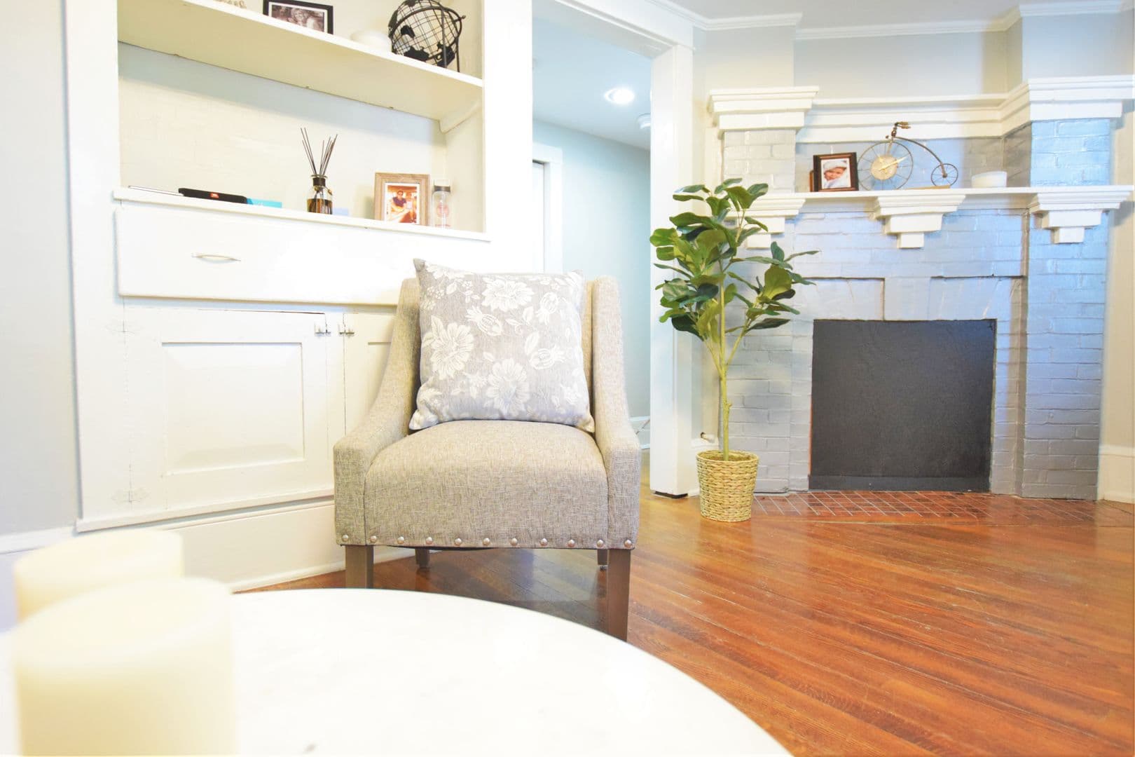 Ithaca Apartment: 609 E State St