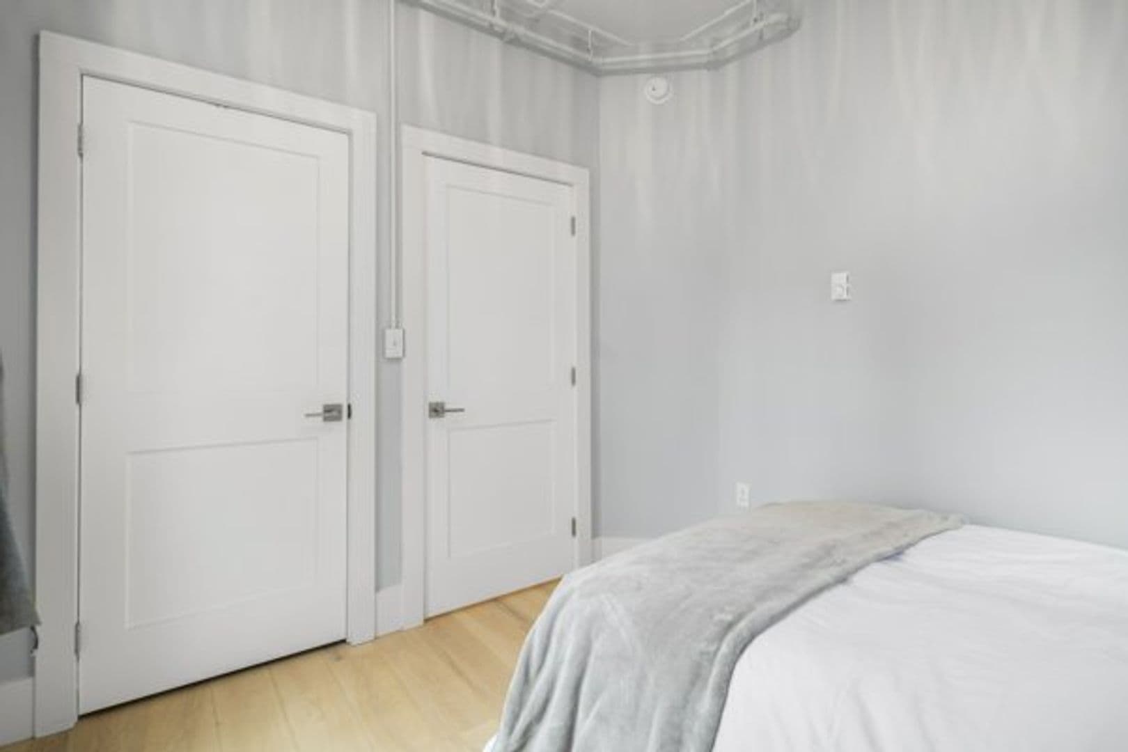 Ithaca Apartment: 504 Stewart Ave