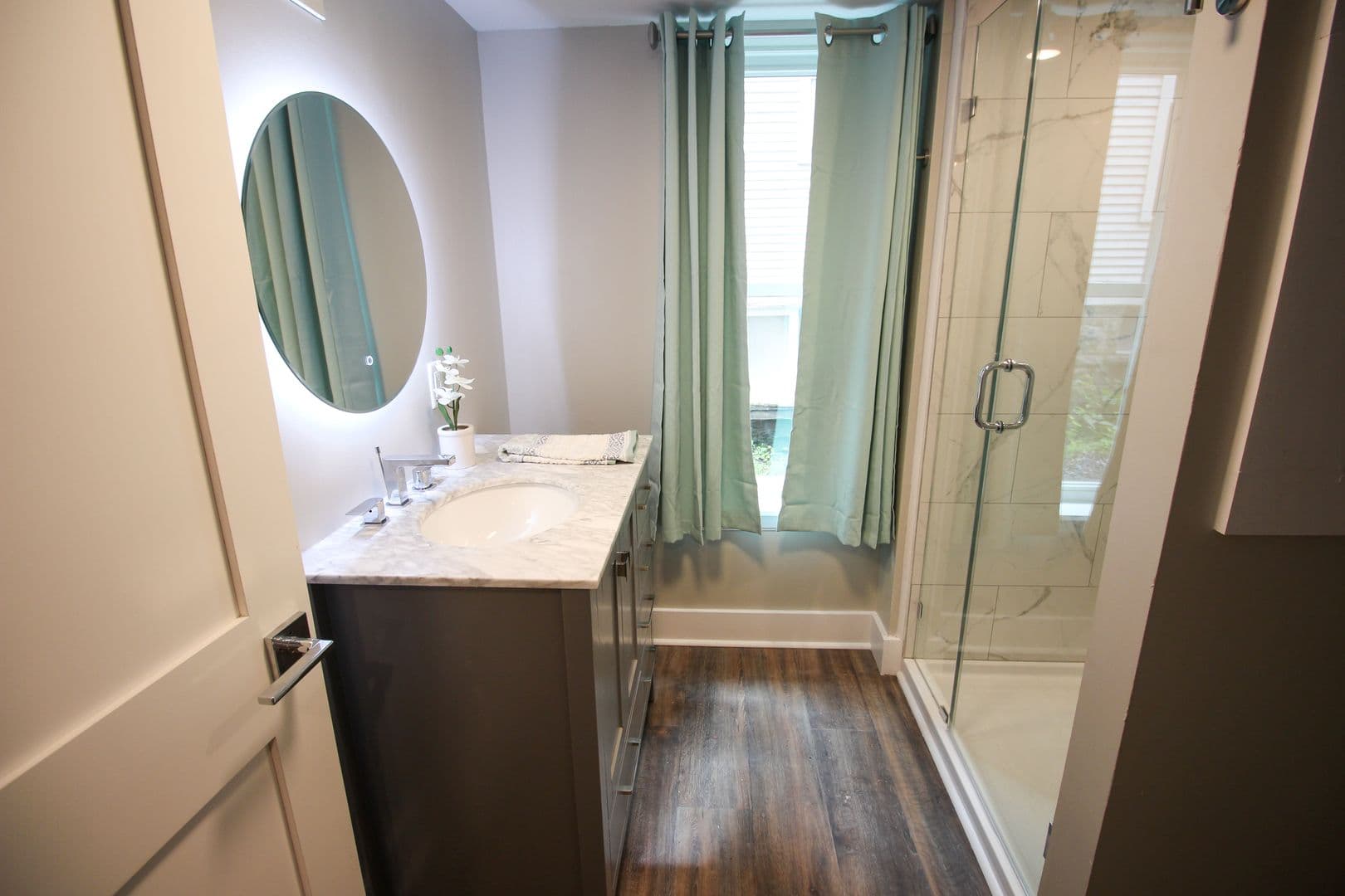 Ithaca Apartment: 522 Stewart Ave