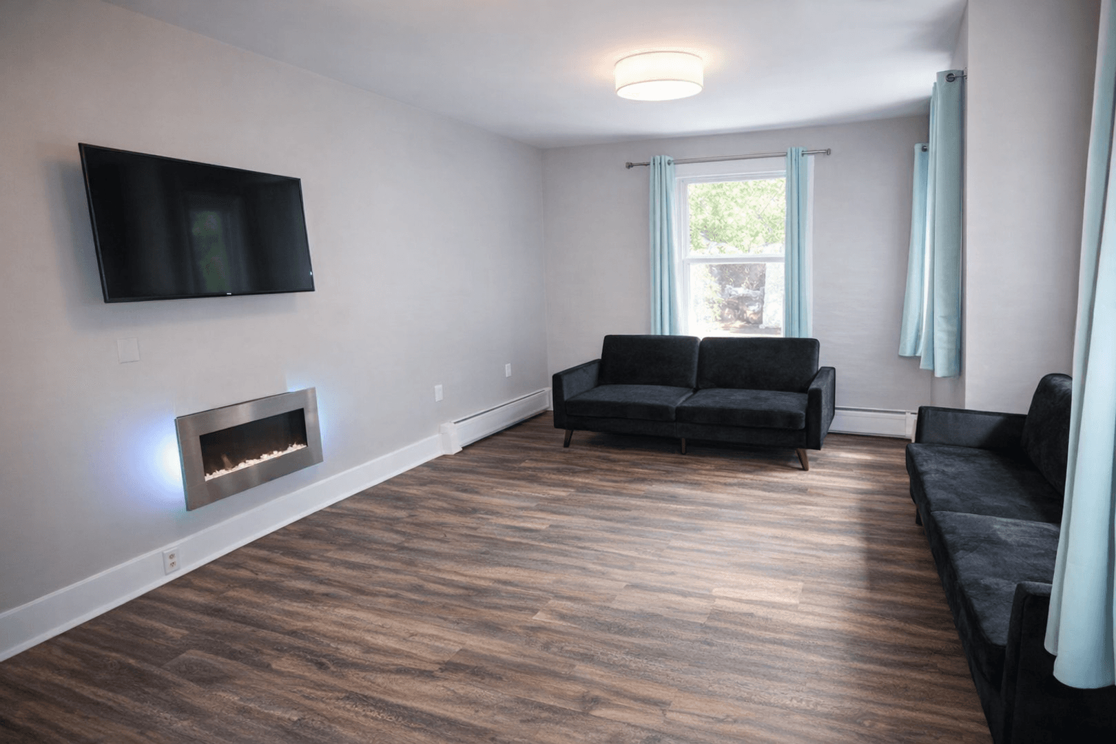 Ithaca Apartment: 522 Stewart Ave