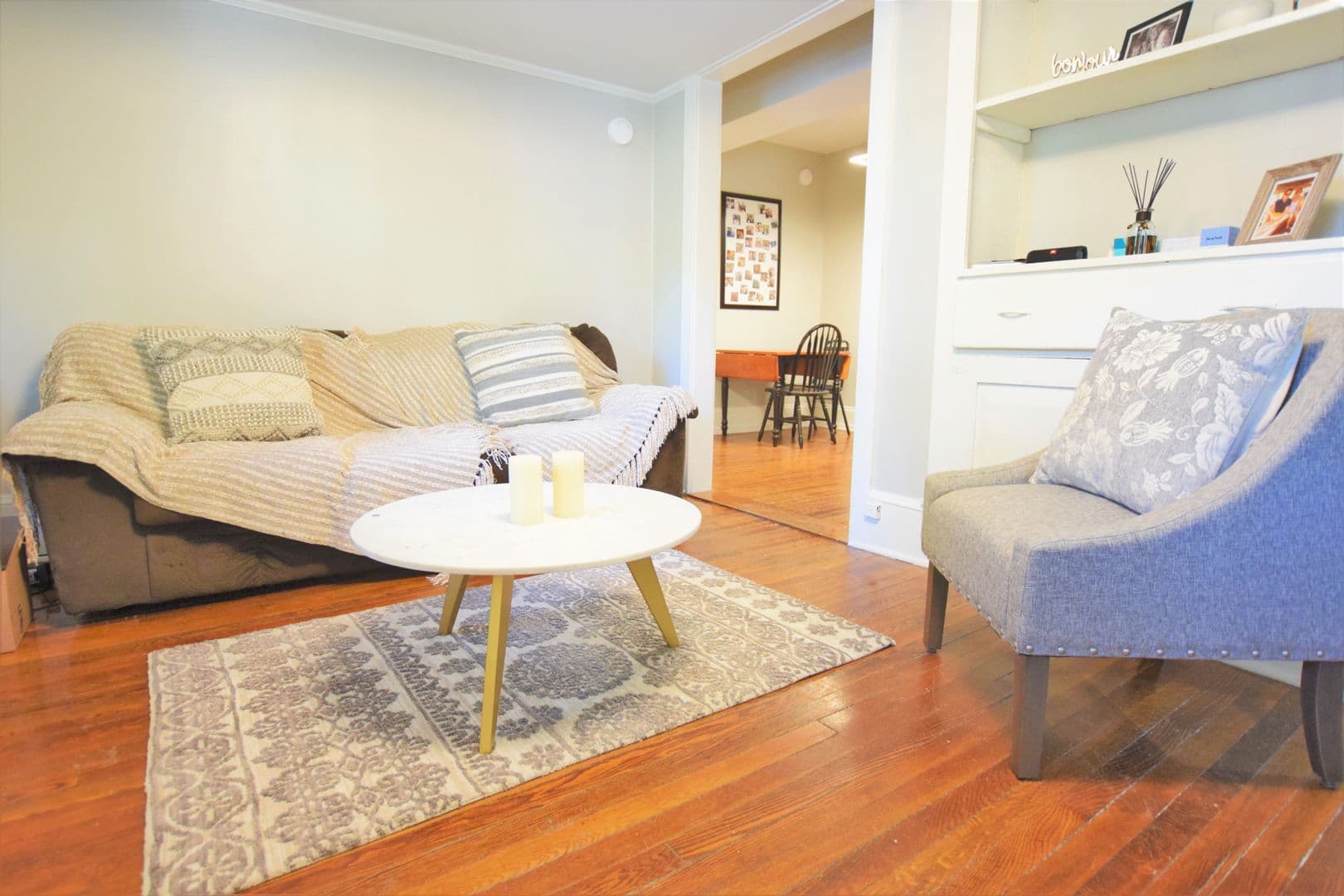 Ithaca Apartment: 609 E State St