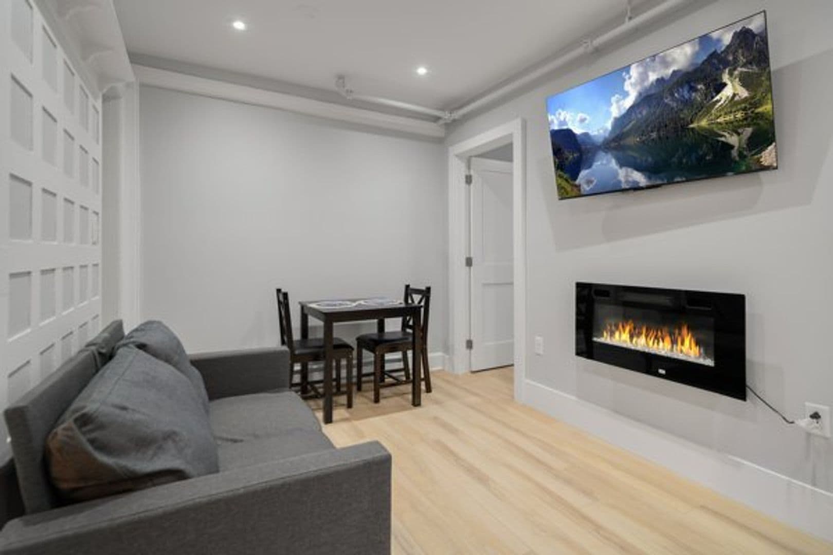 Ithaca Apartment: 504 Stewart Ave