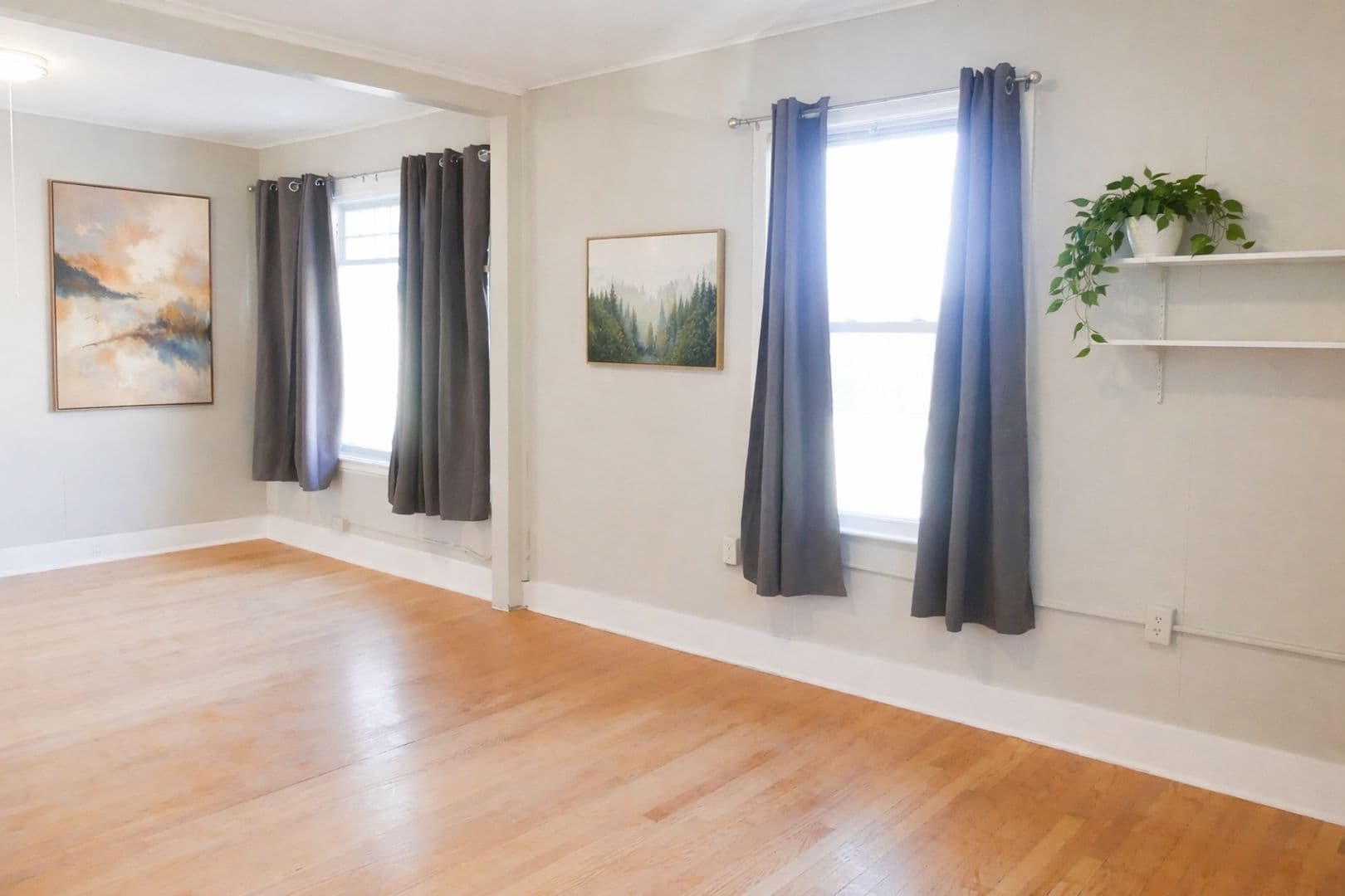 Ithaca Apartment: 313 Farm St.