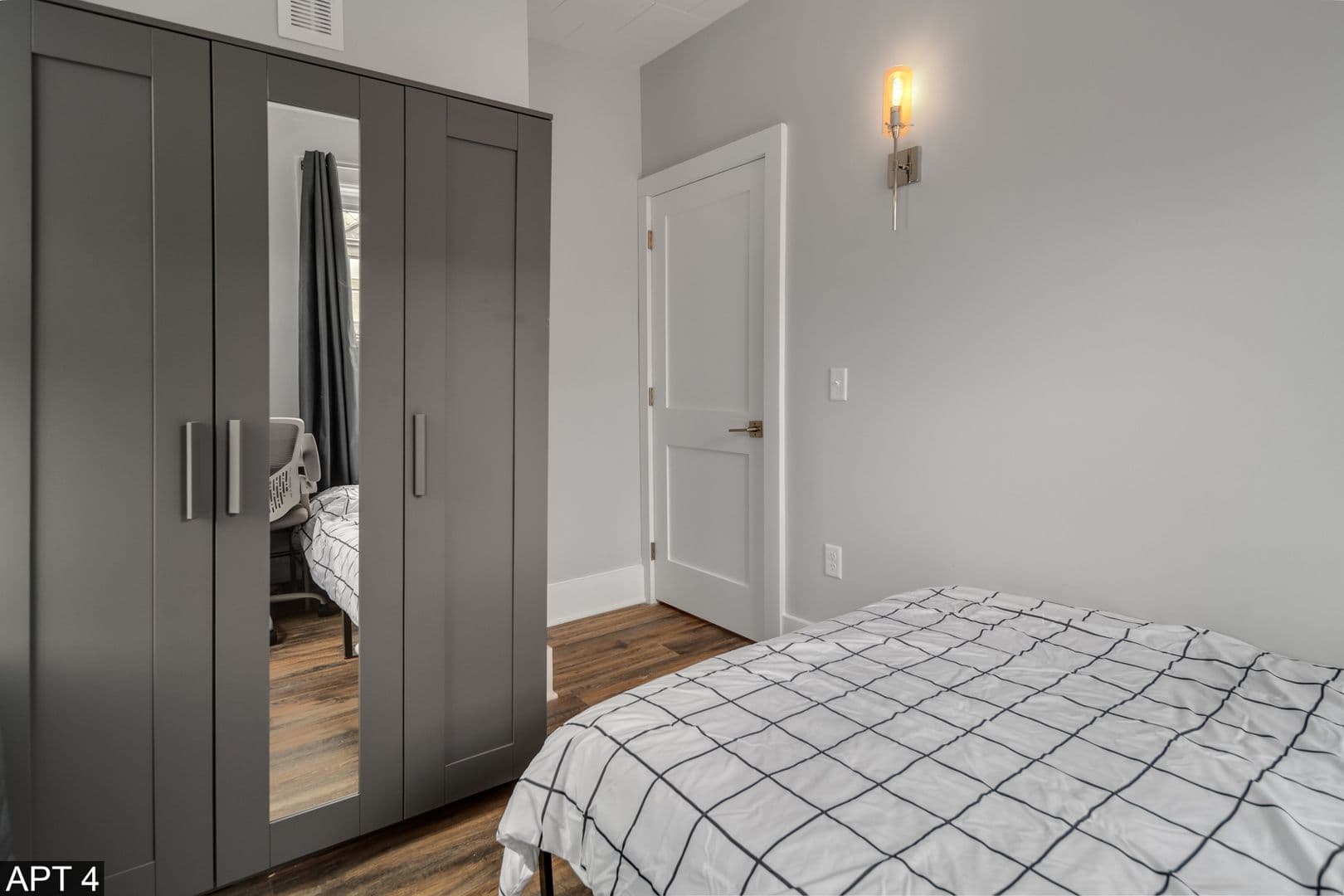 Ithaca Apartment: 308 Stewart Ave