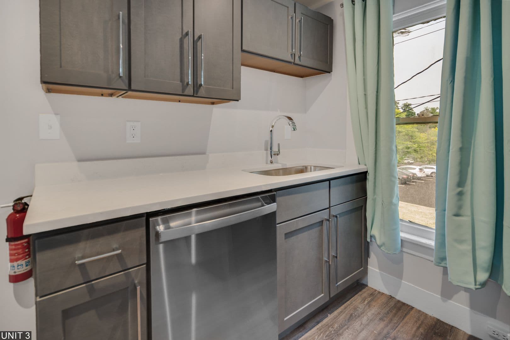 Ithaca Apartment: 109 Williams St