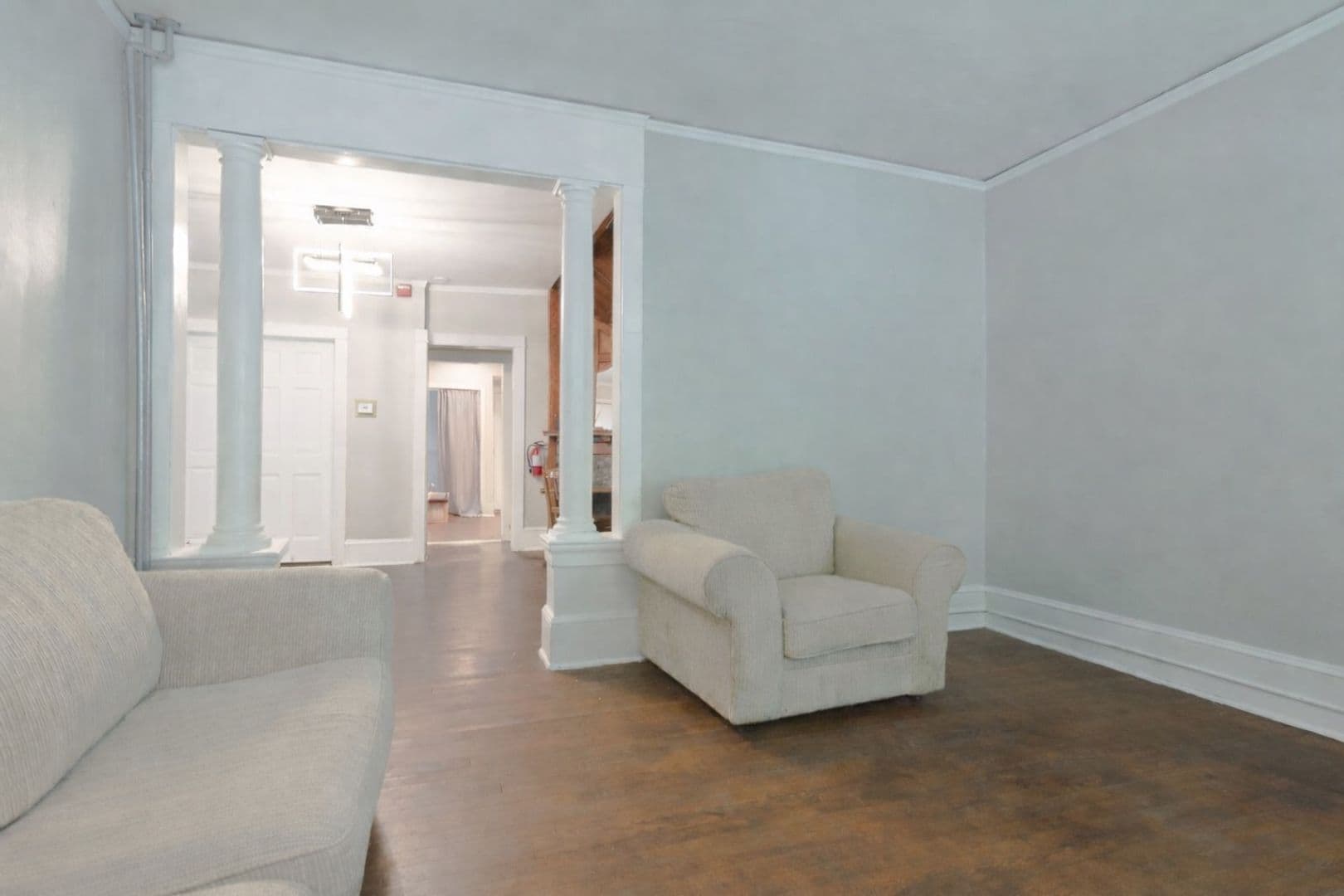 Ithaca Apartment: 609 E State St