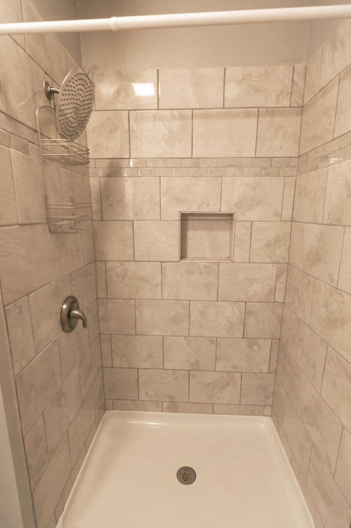 Ithaca Apartment: 1002 N. Aurora St.