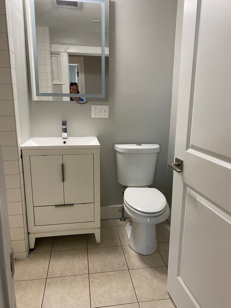 Ithaca Apartment: 609 E State St