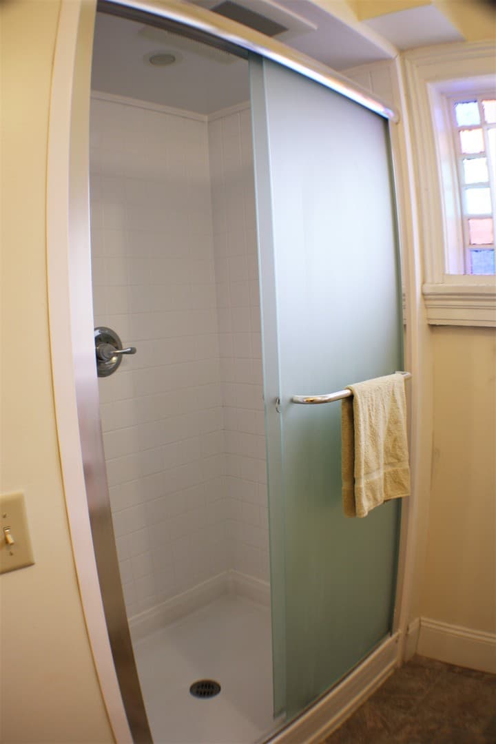 Ithaca Apartment: 232 S Geneva St