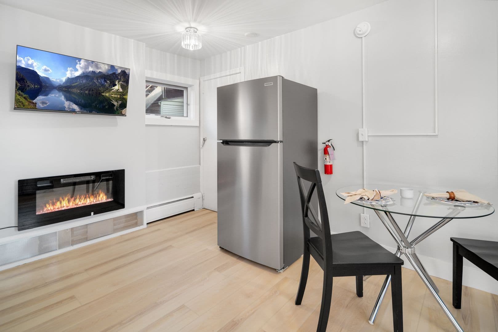 Ithaca Apartment: 504 Stewart Ave