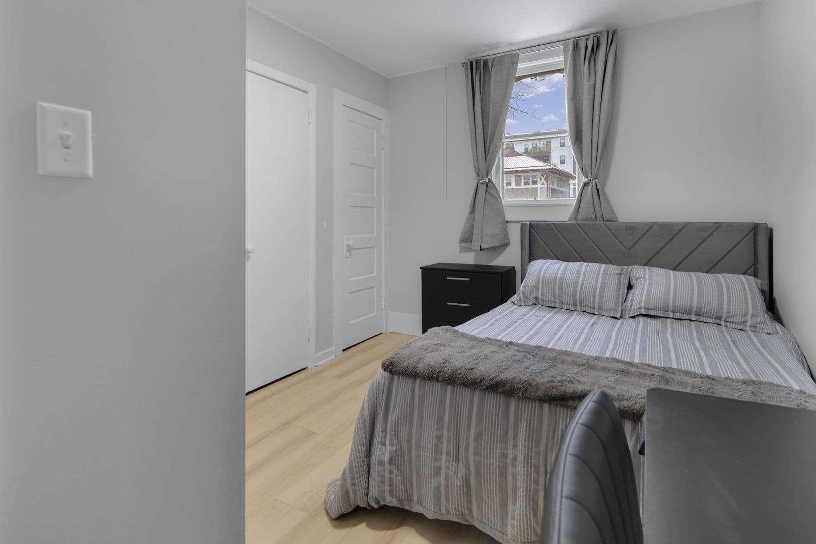 Ithaca Apartment: 104 Harvard Pl