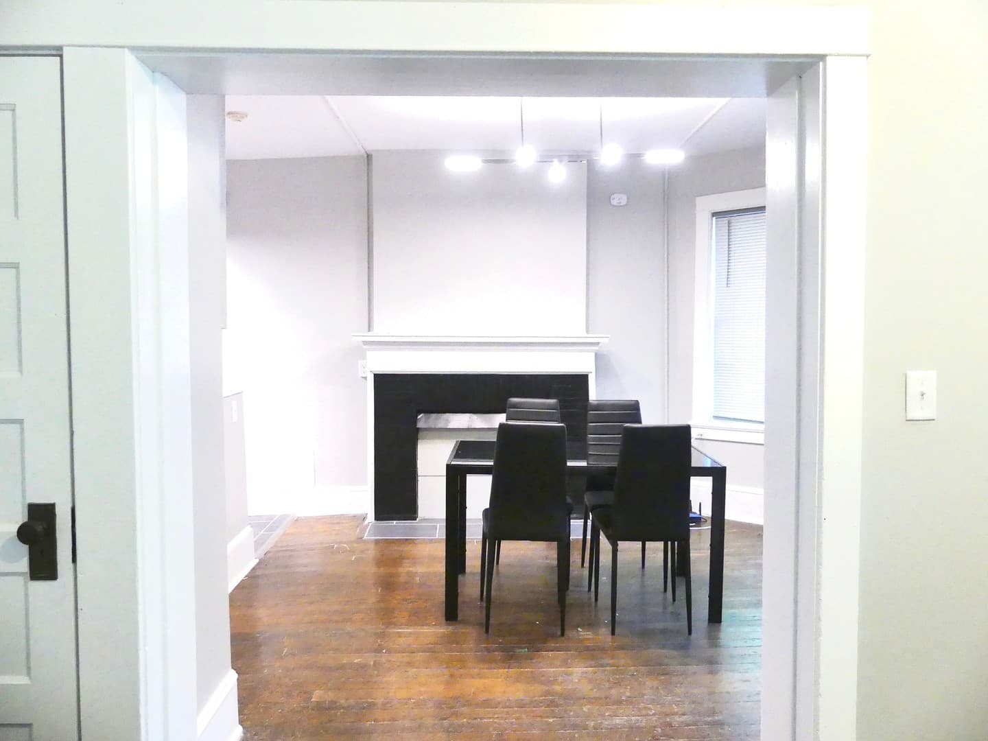Ithaca Apartment: 609 E State St