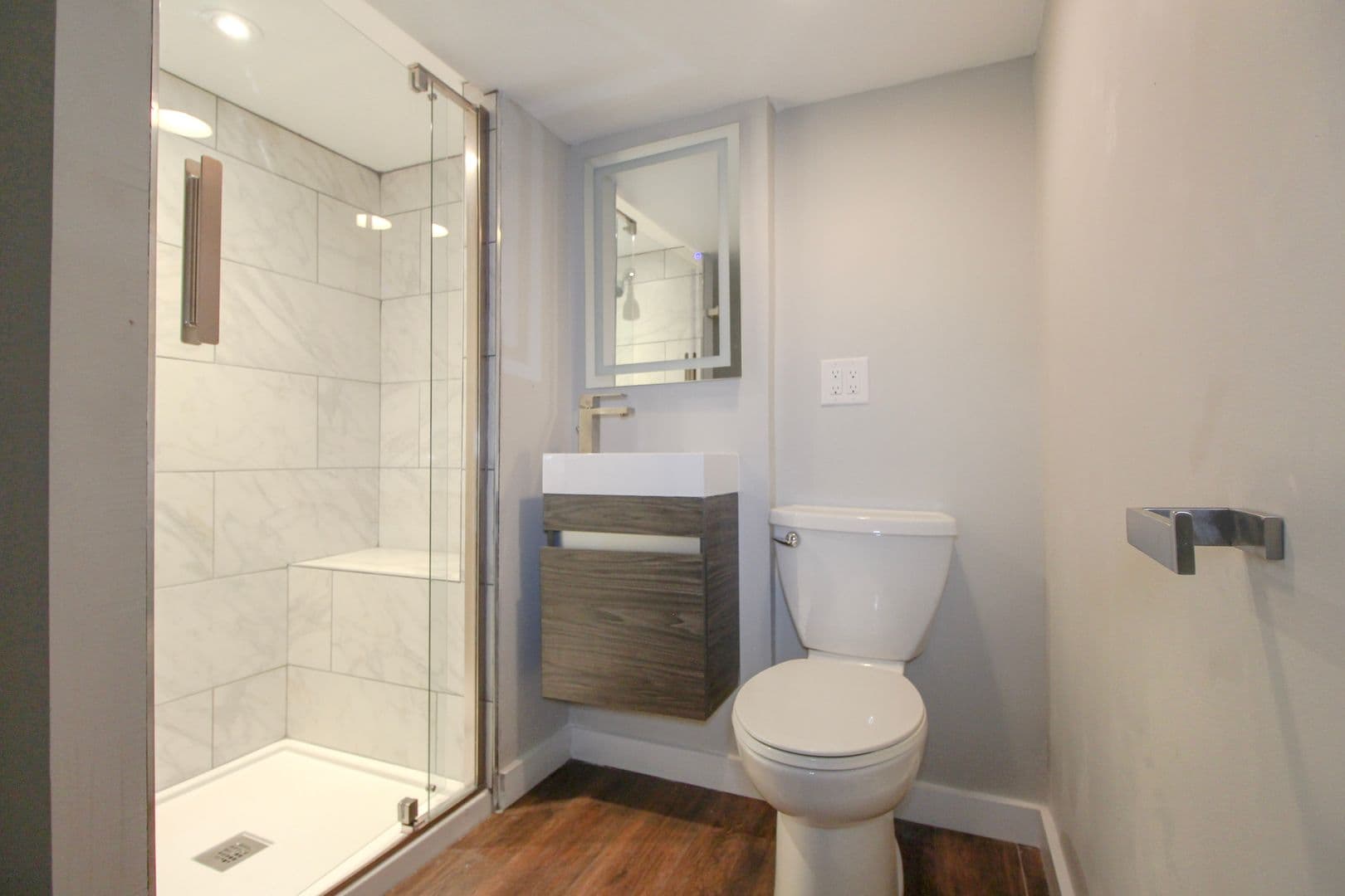 Ithaca Apartment: 230 Bryant Ave