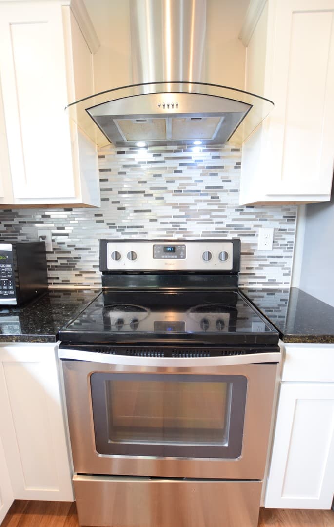 Ithaca Apartment: 605 S Aurora St
