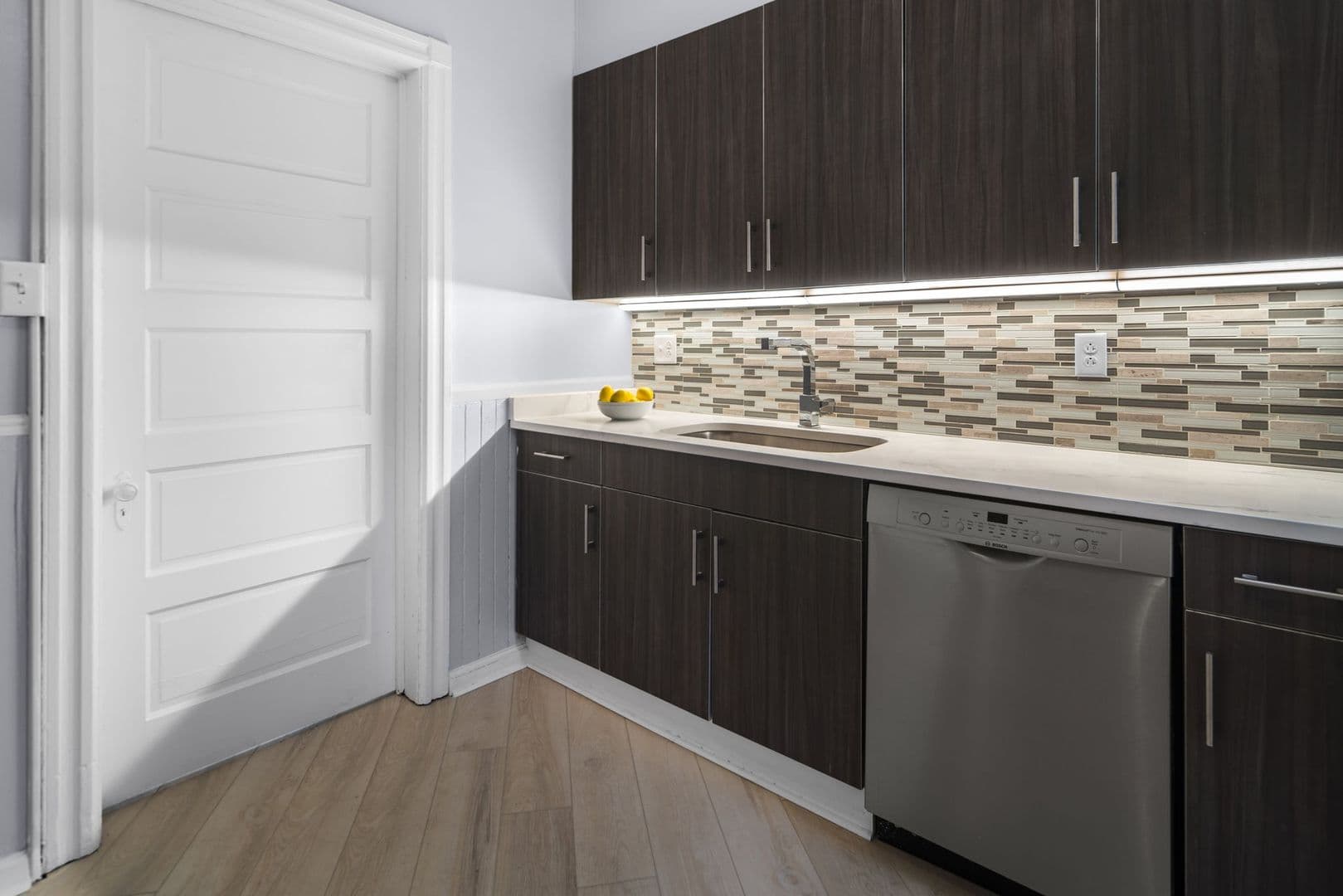 Ithaca Apartment: 702 E State St