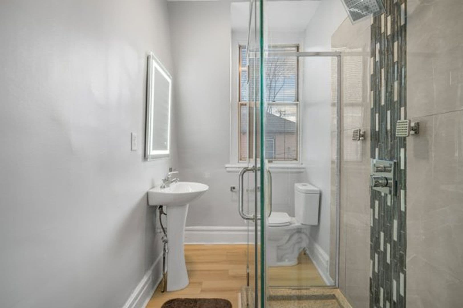 Ithaca Apartment: 702 E State St