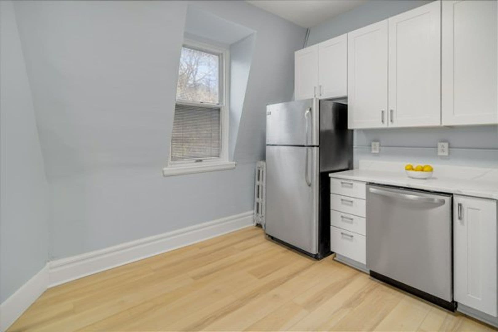 Ithaca Apartment: 702 E State St