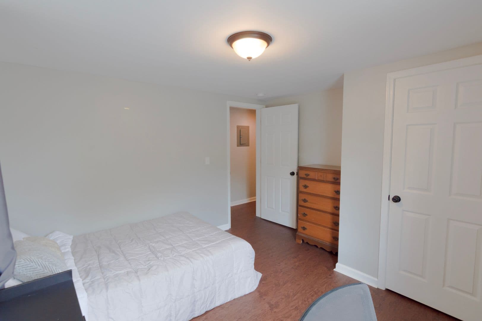 Ithaca Apartment: 217 Columbia St.