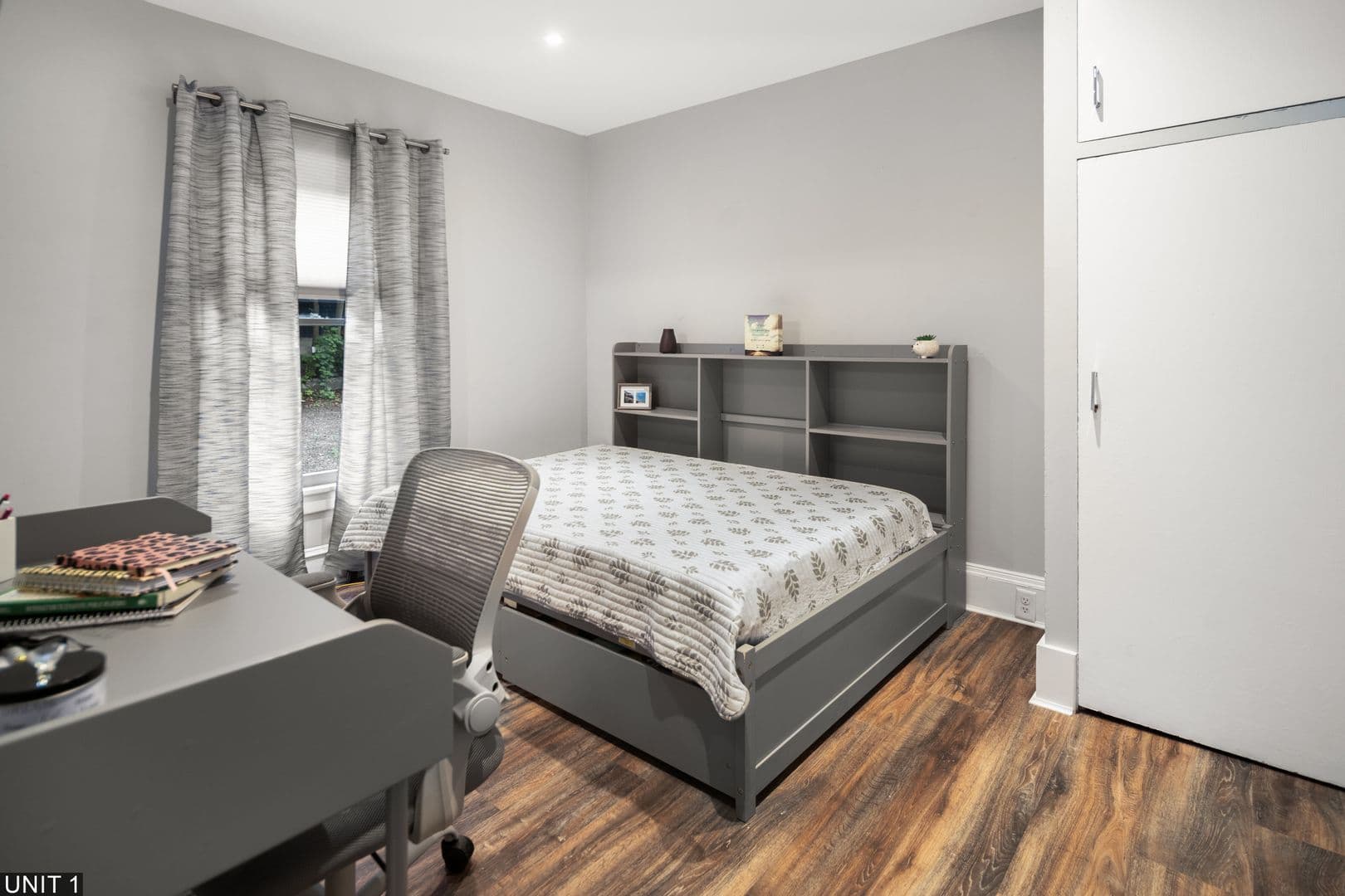 Ithaca Apartment: 109 Williams St