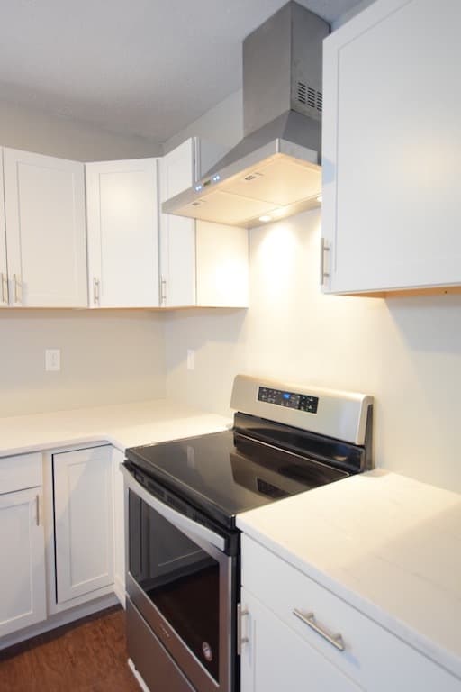 Ithaca Apartment: 1002 N. Aurora St.