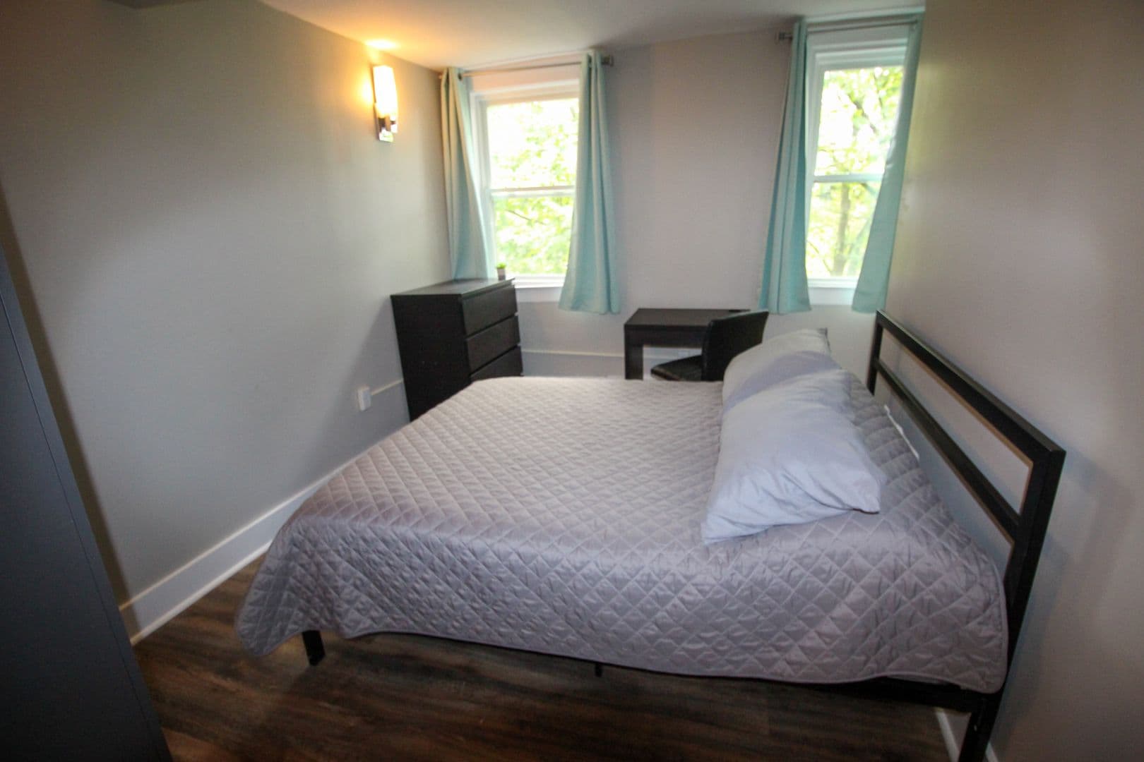 Ithaca Apartment: 522 Stewart Ave