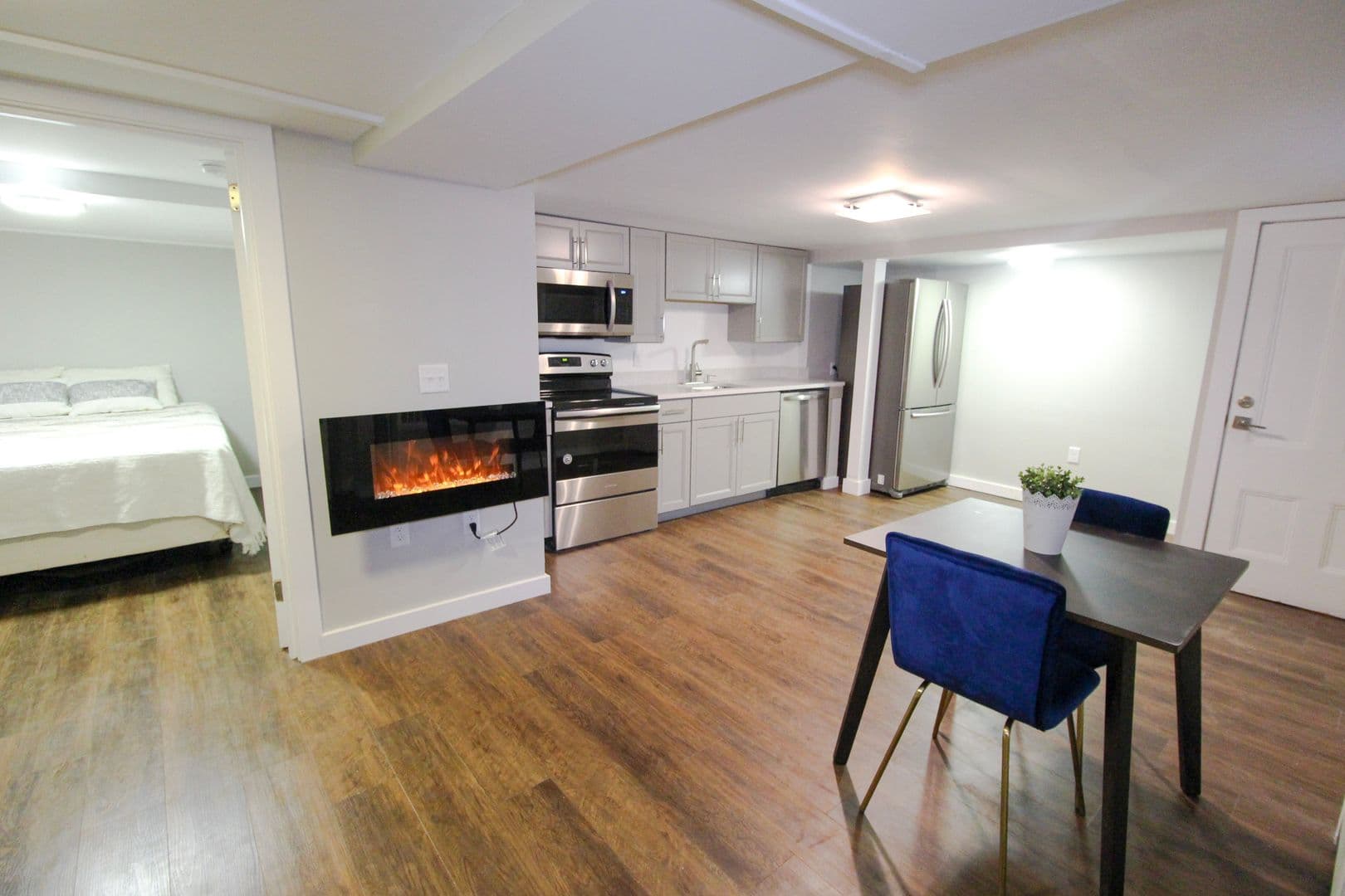 Ithaca Apartment: 230 Bryant Ave