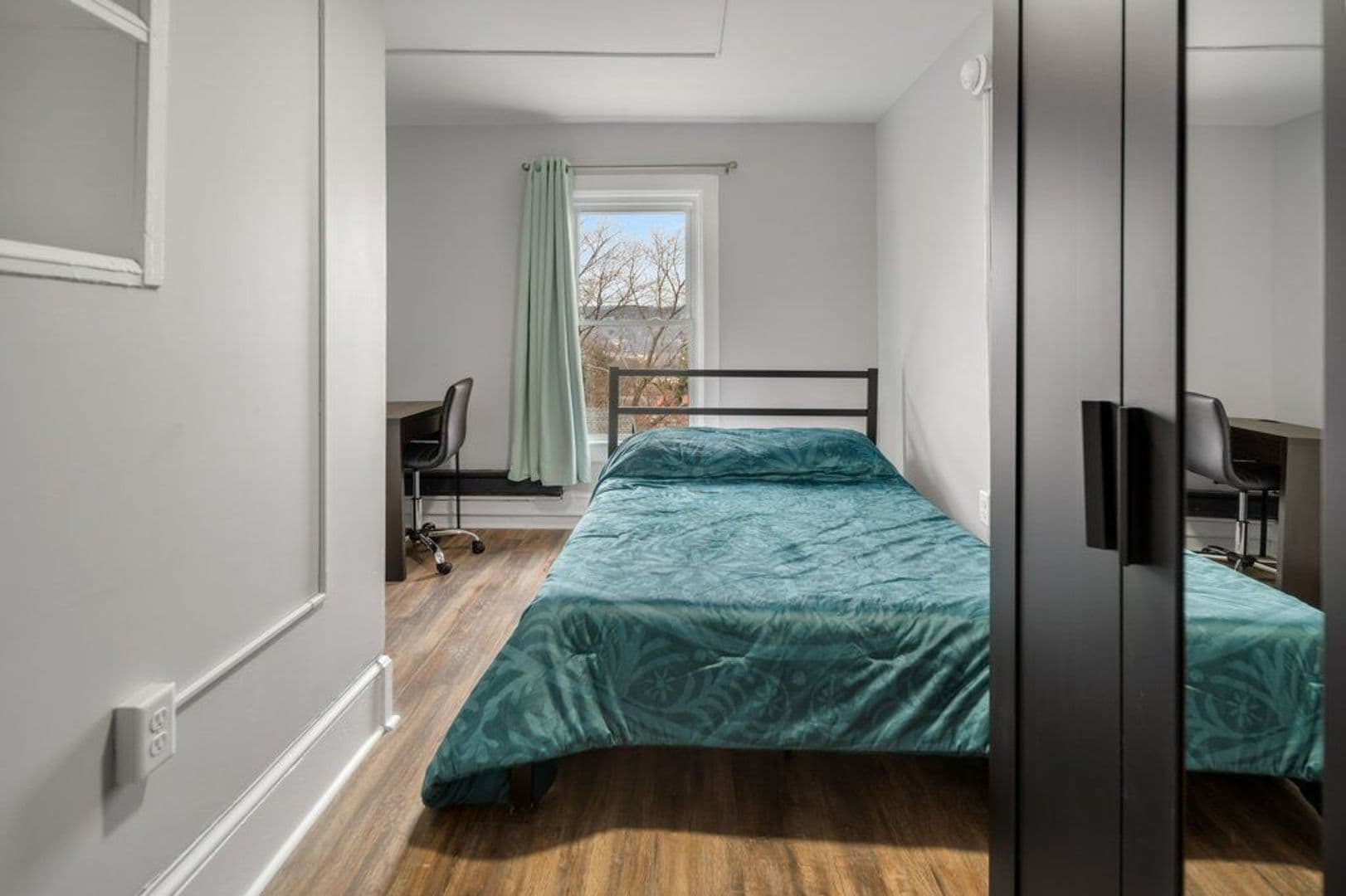 Ithaca Apartment: 105 Highland Place