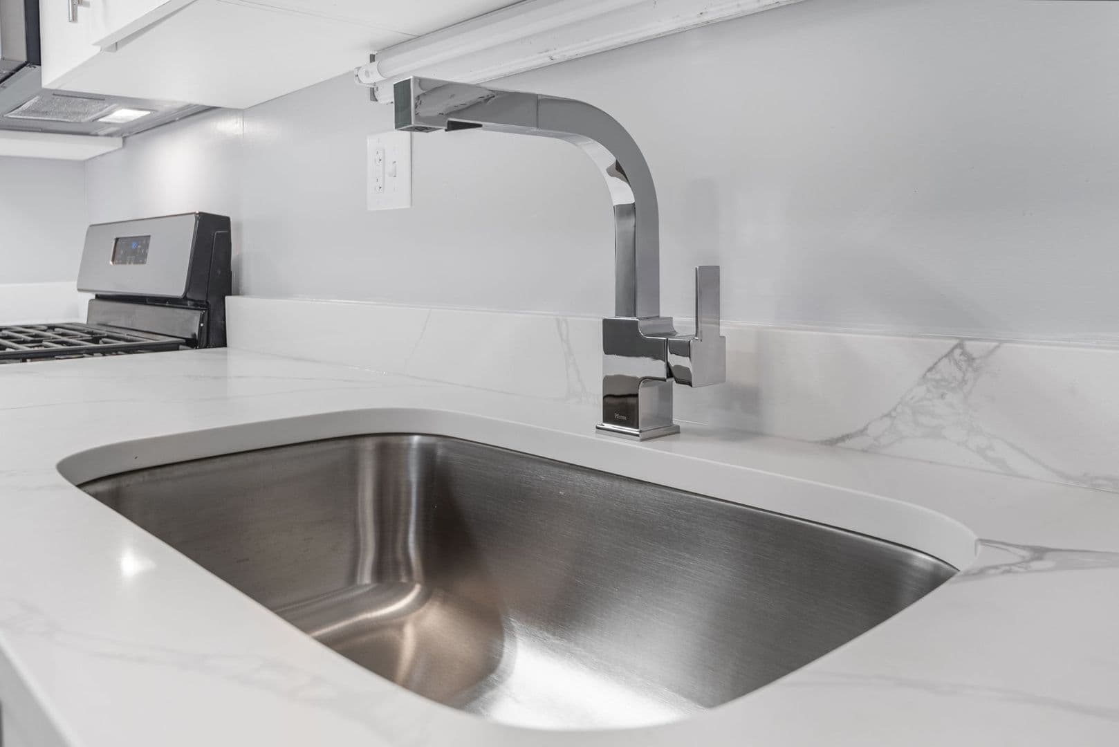 Ithaca Apartment: 504 Stewart Ave