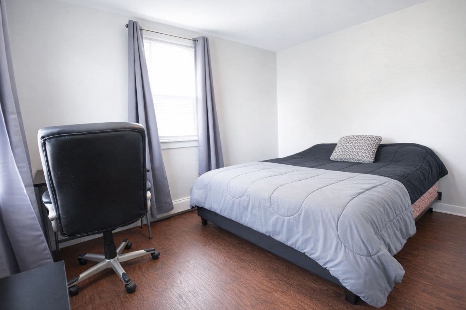 Ithaca Apartment: 217 Columbia St.