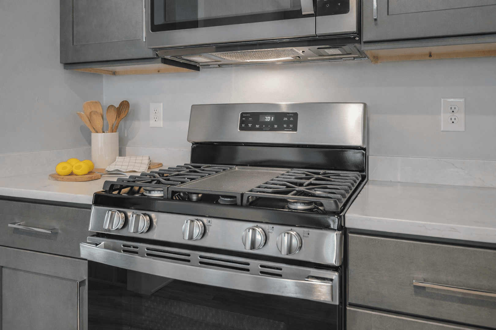 Ithaca Apartment: 404-406 University Ave