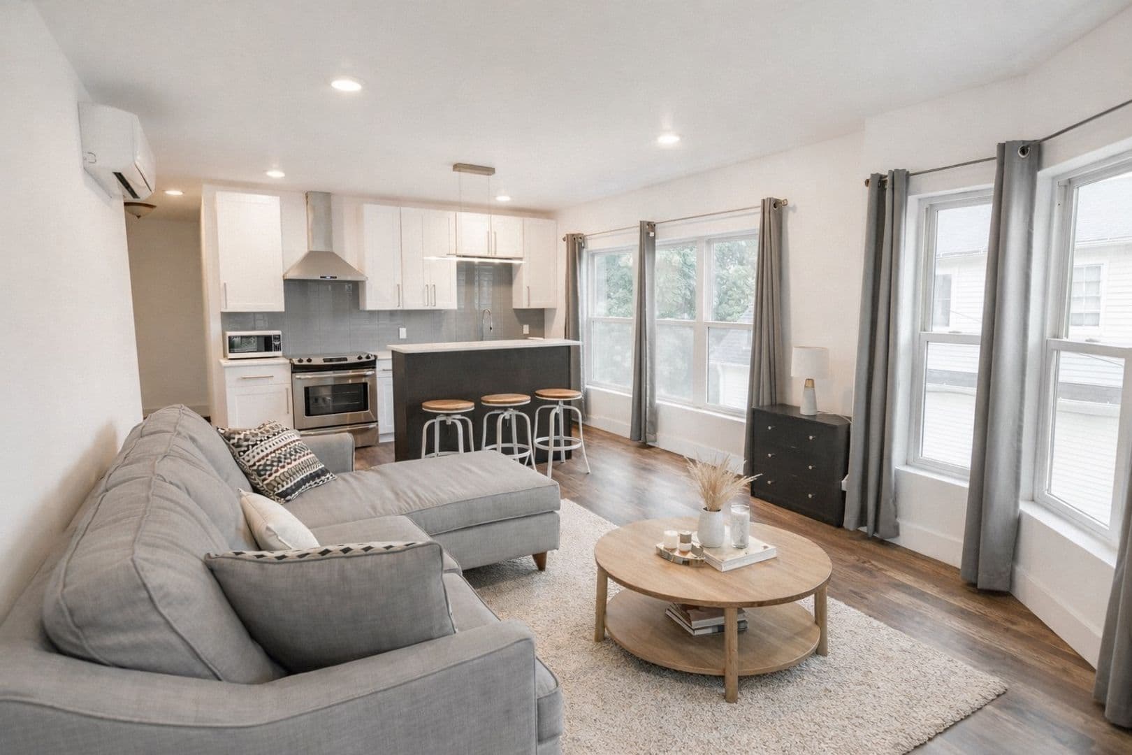 Ithaca Apartment: 707 E. Seneca St