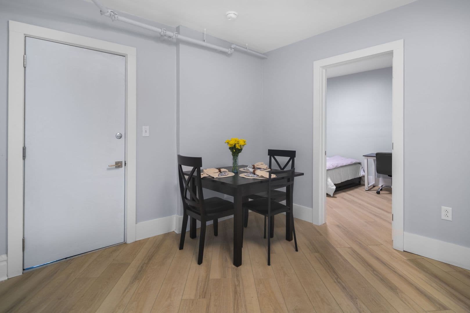 Ithaca Apartment: 702 E State St