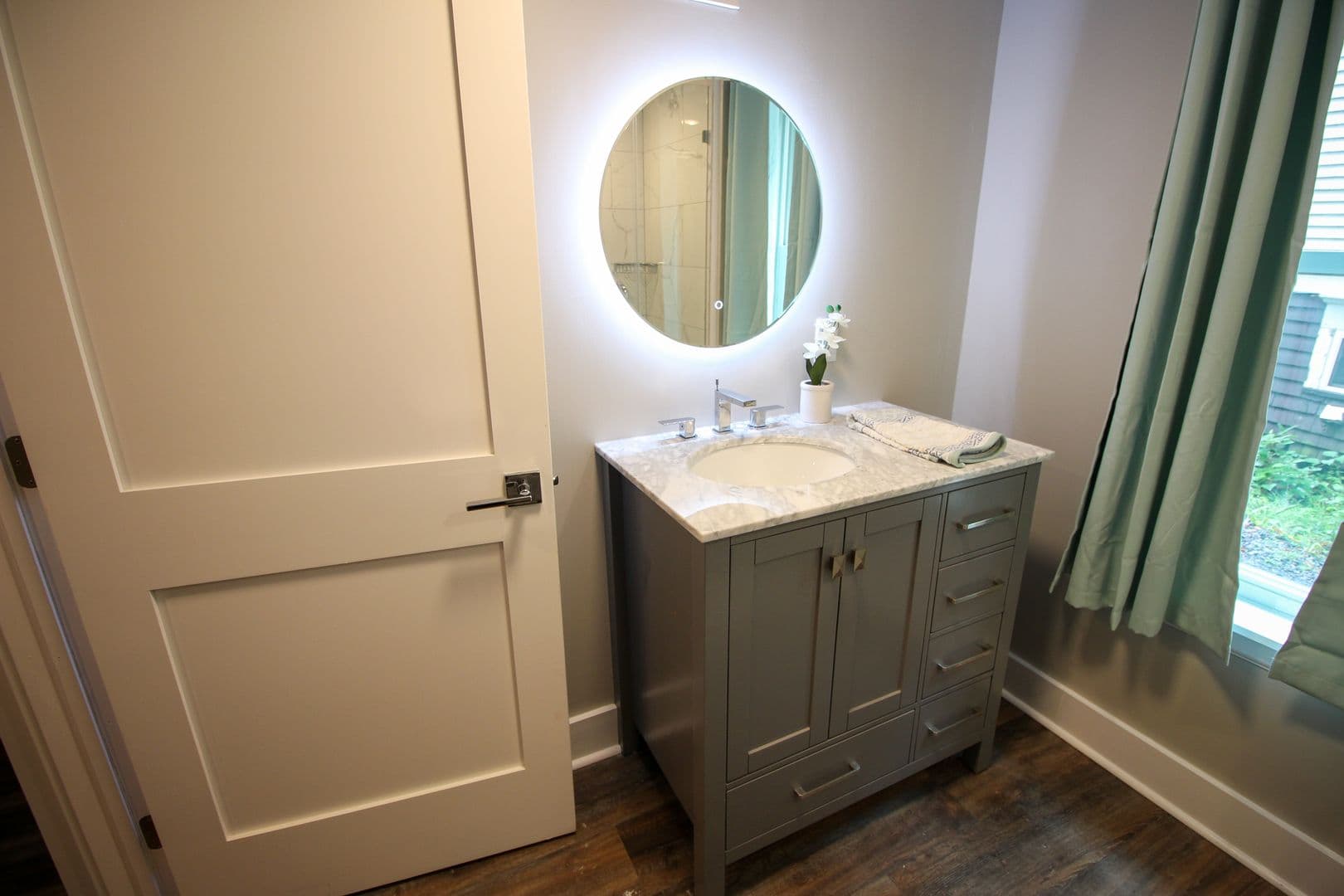 Ithaca Apartment: 522 Stewart Ave