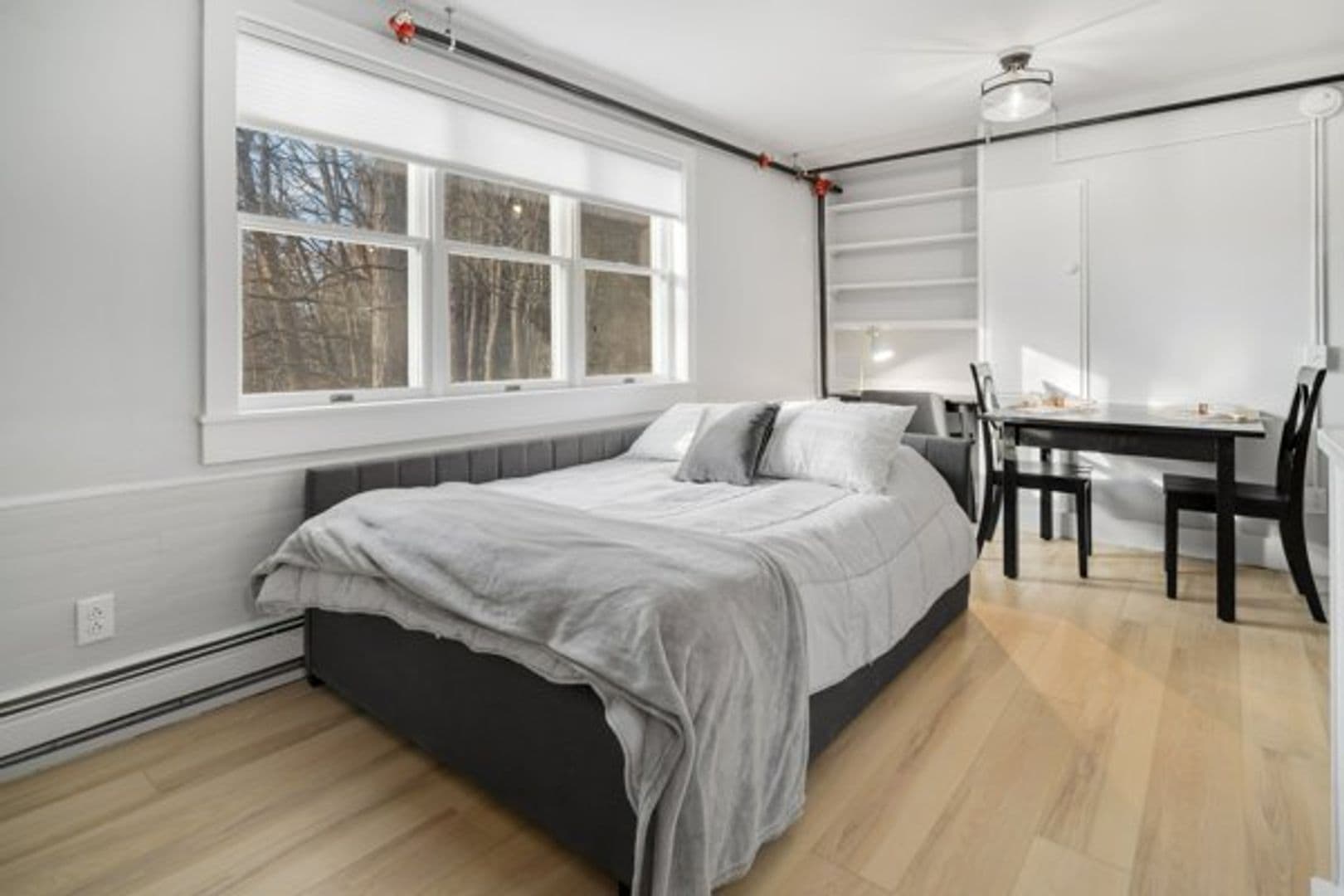 Ithaca Apartment: 504 Stewart Ave