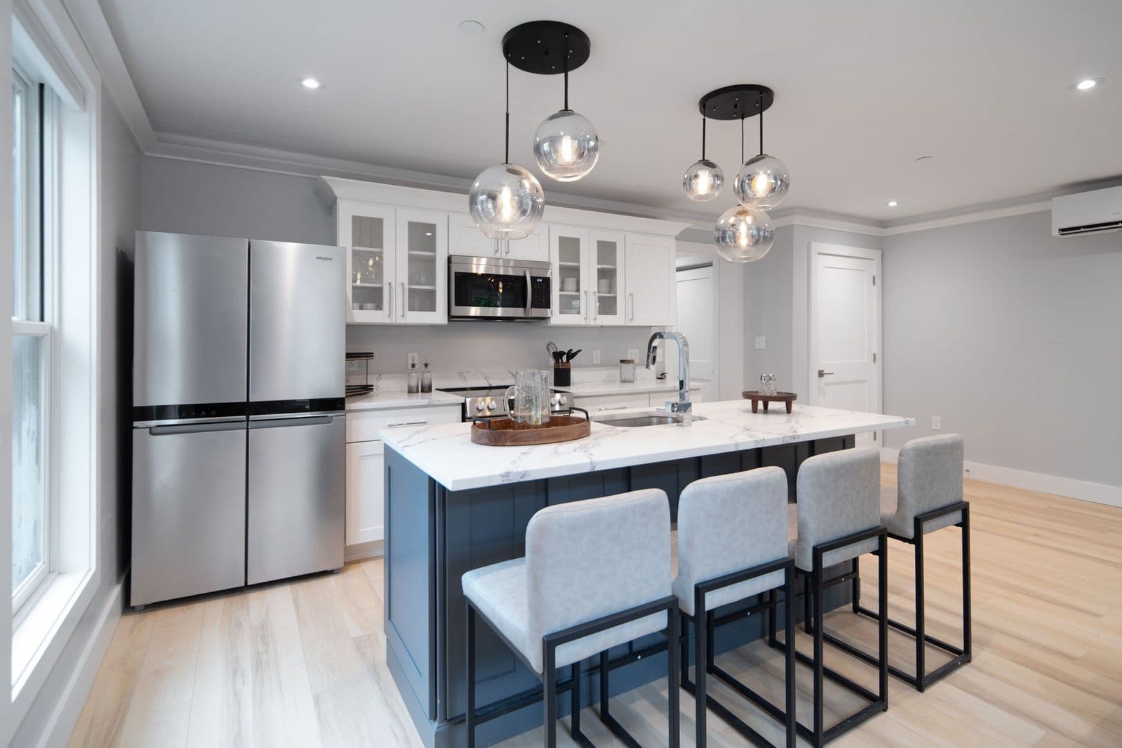 Ithaca Apartment: 601 E State St