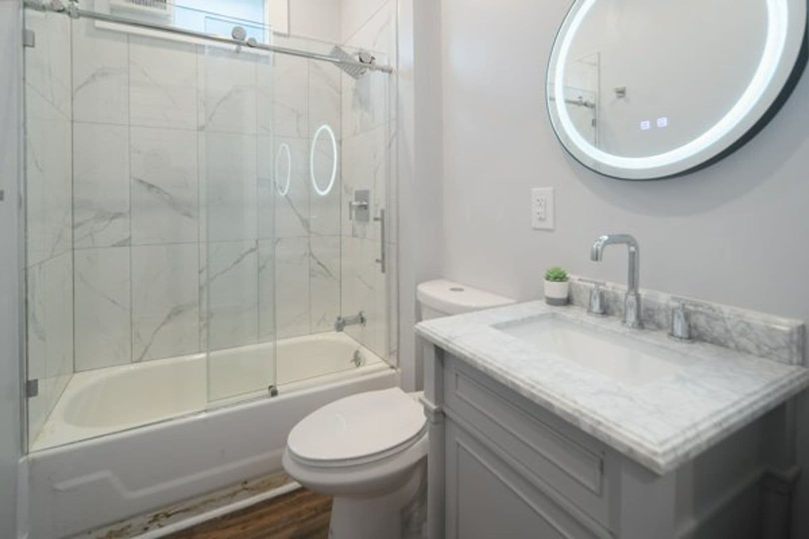 Ithaca Apartment: 404-406 University Ave