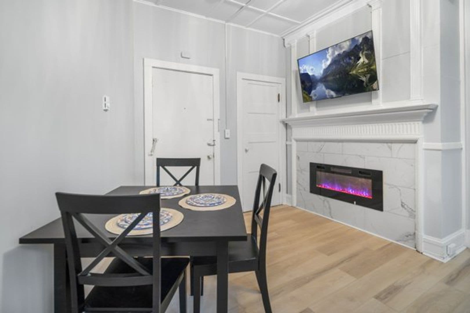 Ithaca Apartment: 504 Stewart Ave