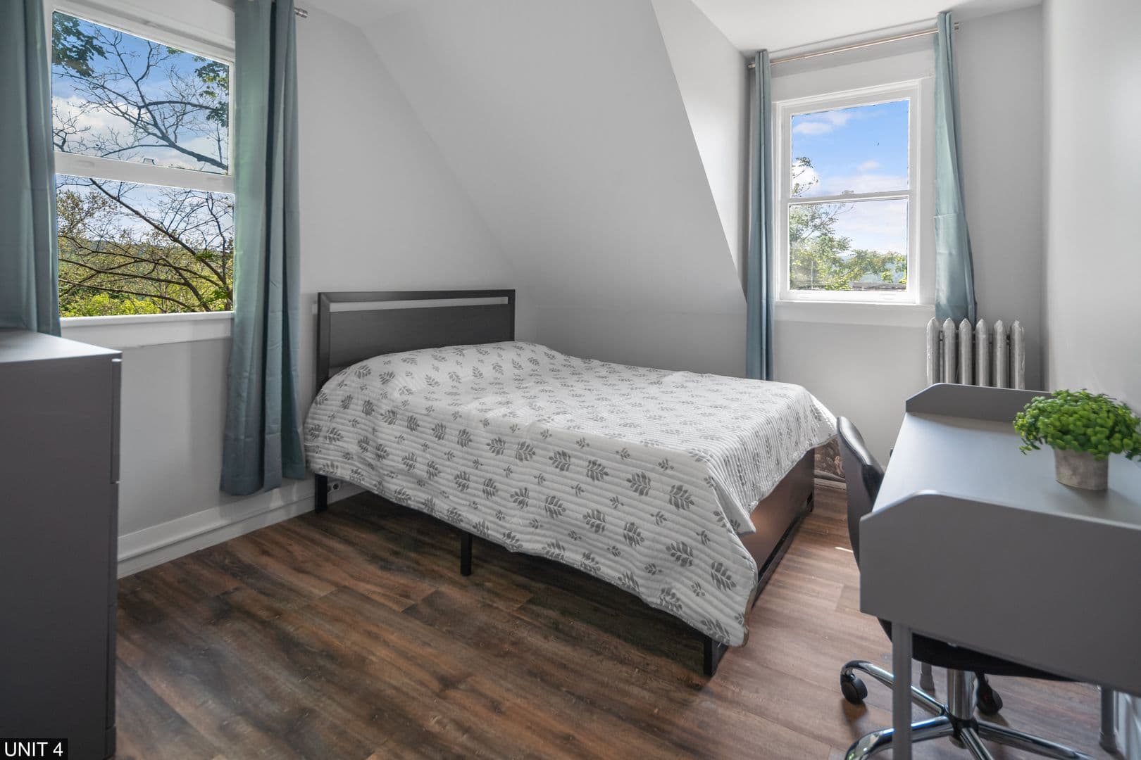 Ithaca Apartment: 109 Williams St