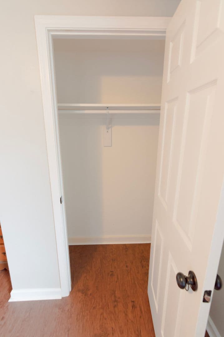Ithaca Apartment: 217 Columbia St.