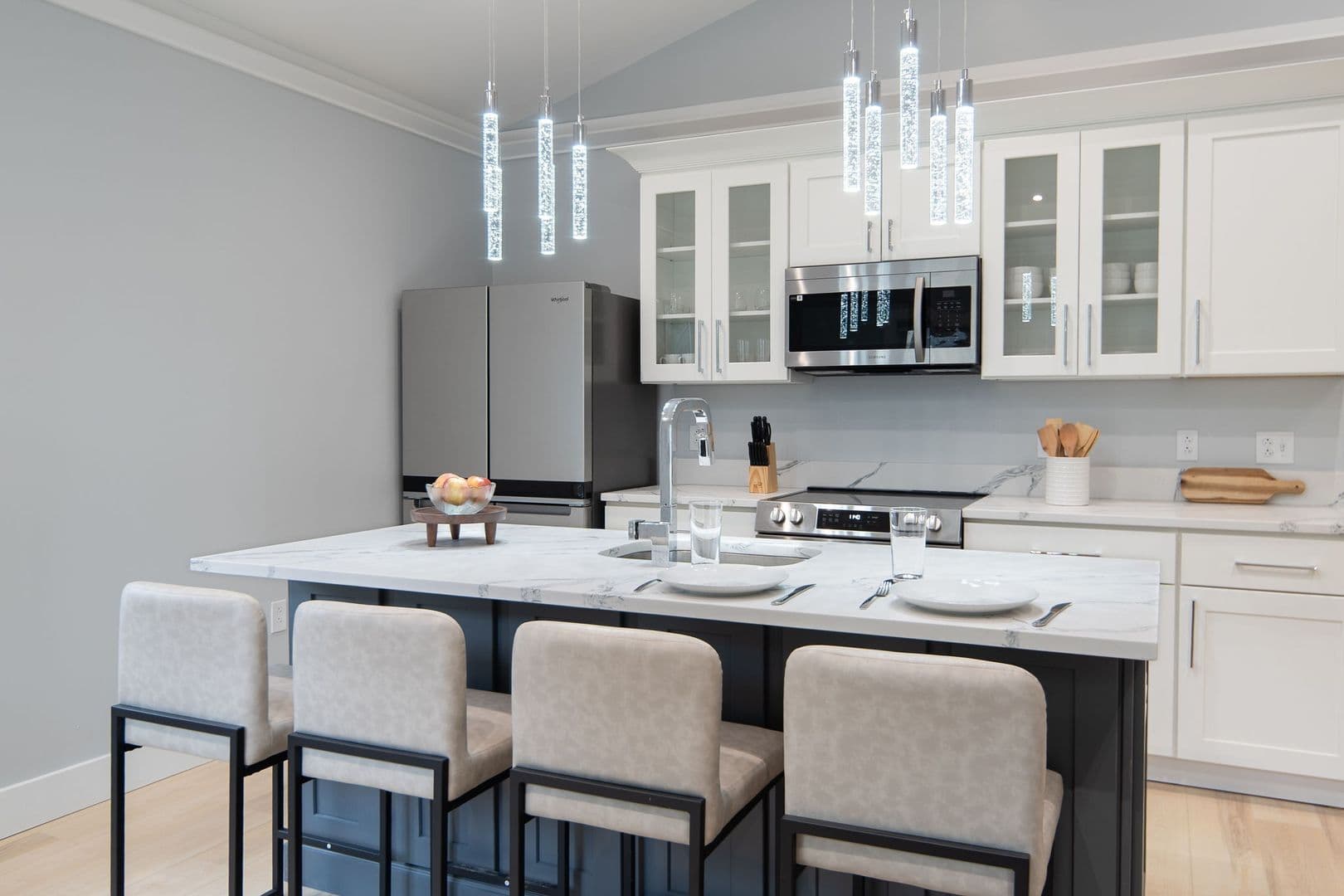 Ithaca Apartment: 601 E State St