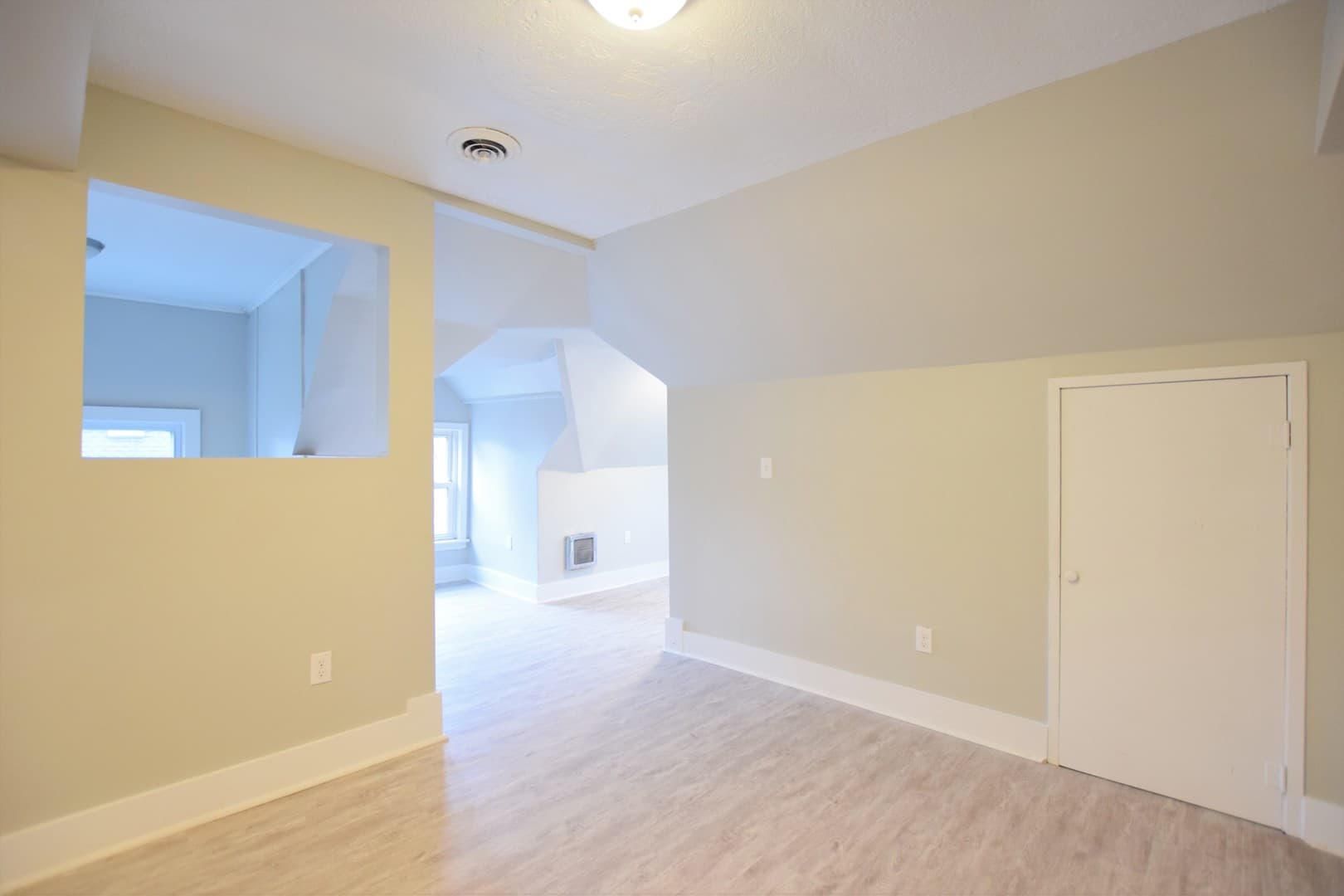 Ithaca Apartment: 1002 N. Aurora St.