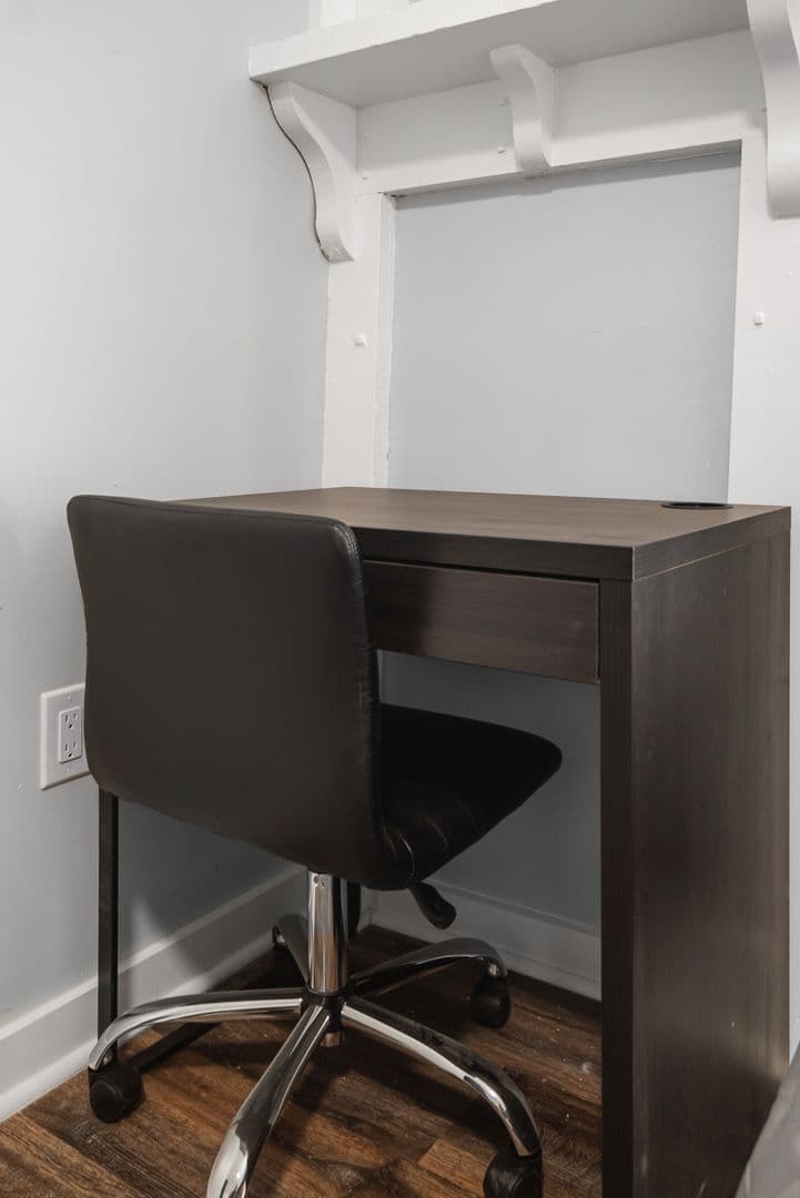 Ithaca Apartment: 109 Williams St