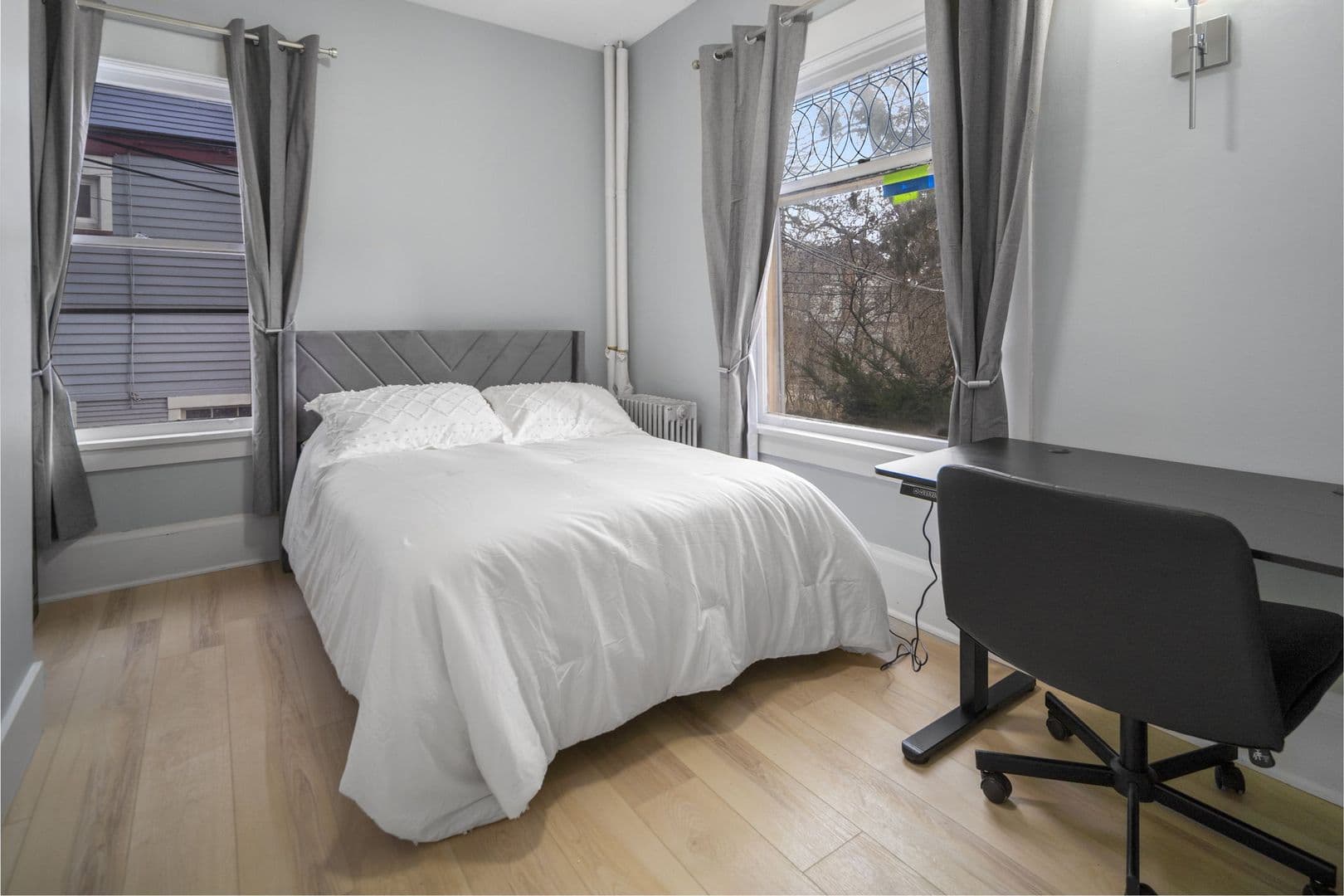 Ithaca Apartment: 104 Harvard Pl