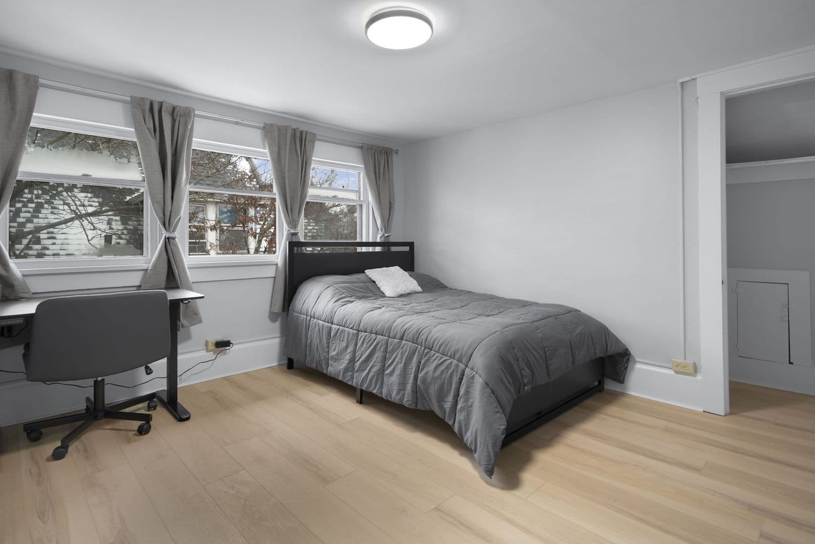Ithaca Apartment: 104 Harvard Pl