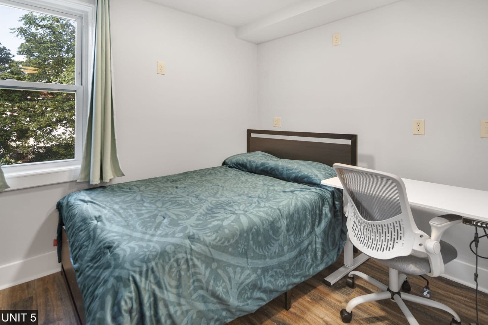 Ithaca Apartment: 710 Stewart Ave