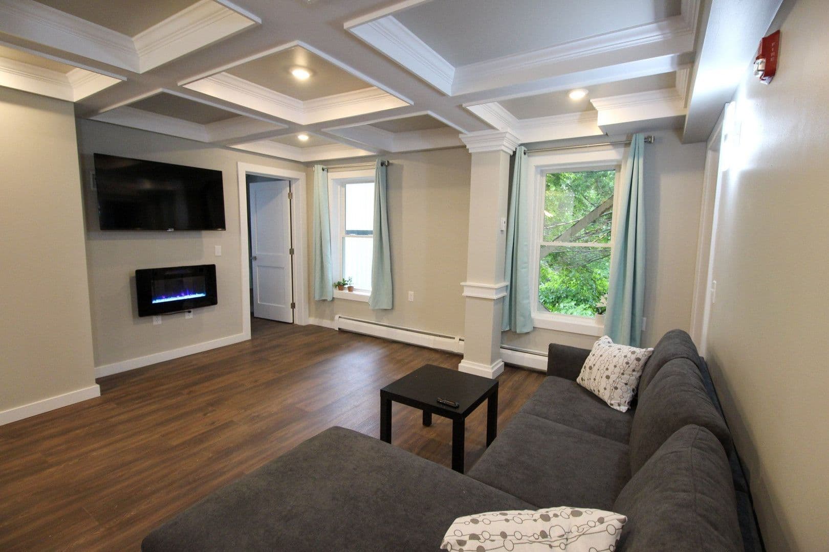 Ithaca Apartment: 522 Stewart Ave