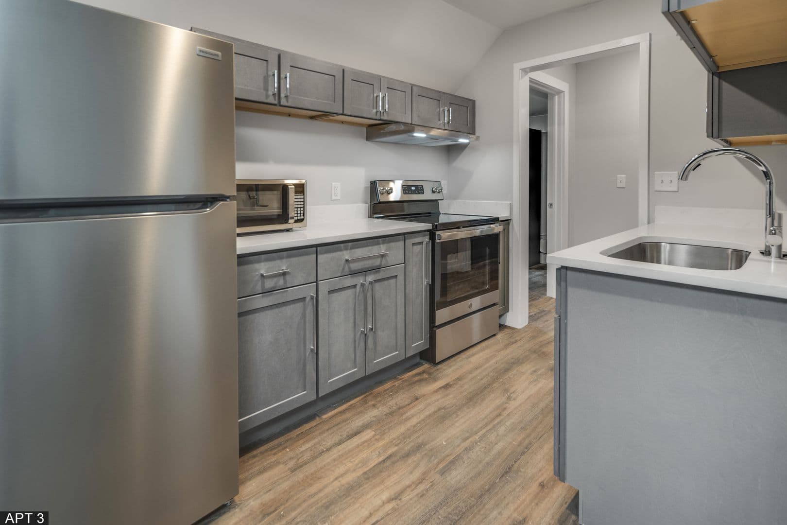 Ithaca Apartment: 711 E Seneca St