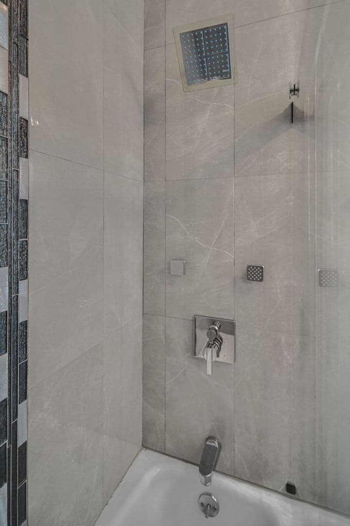 Ithaca Apartment: 104 Harvard Pl